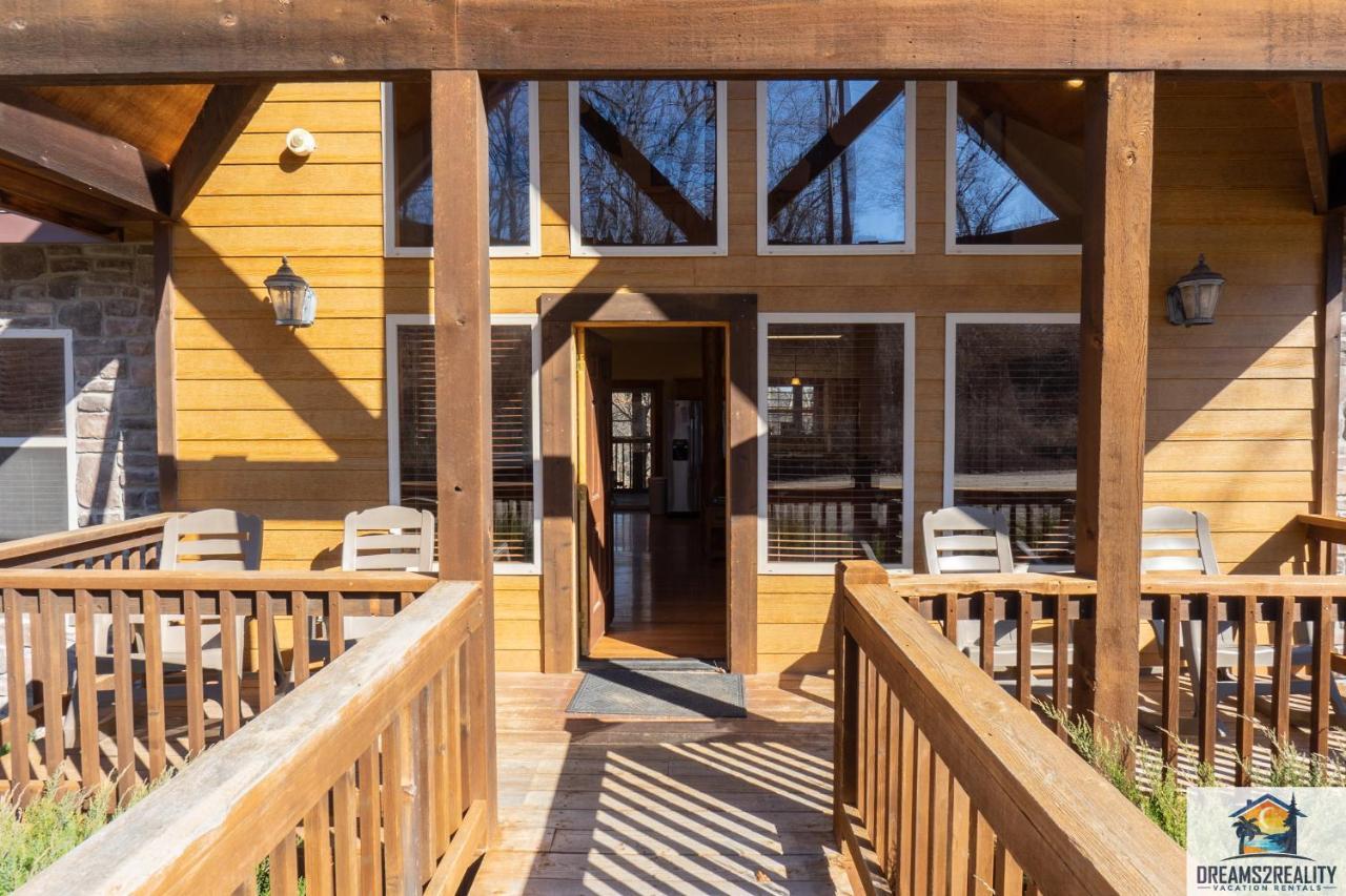 בראנסון Forest Heights Lodge - 6Br - Pool Table - Near Silver Dollar City - Free Tickets Included מראה חיצוני תמונה