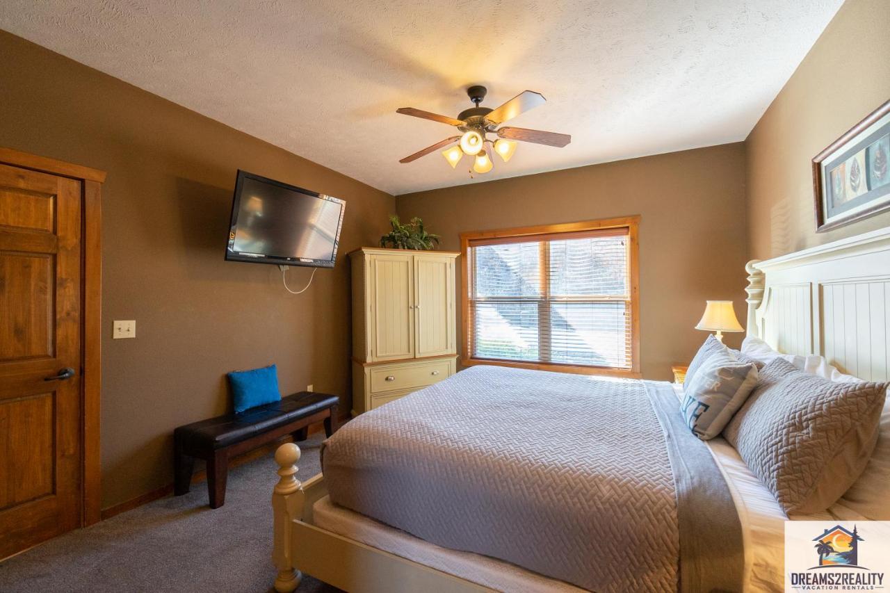 בראנסון Forest Heights Lodge - 6Br - Pool Table - Near Silver Dollar City - Free Tickets Included מראה חיצוני תמונה