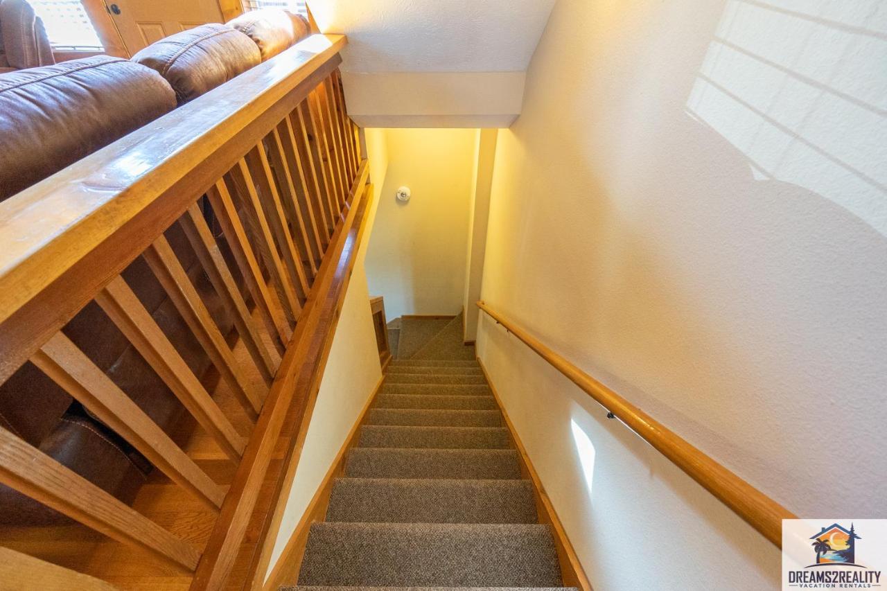 בראנסון Forest Heights Lodge - 6Br - Pool Table - Near Silver Dollar City - Free Tickets Included מראה חיצוני תמונה