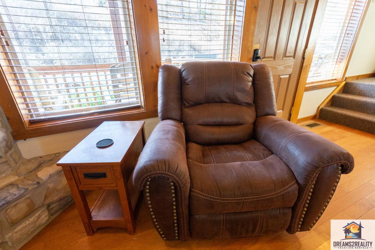 בראנסון Forest Heights Lodge - 6Br - Pool Table - Near Silver Dollar City - Free Tickets Included מראה חיצוני תמונה