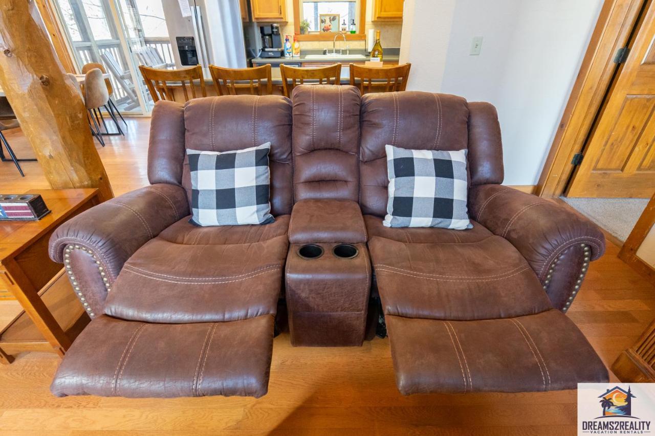 בראנסון Forest Heights Lodge - 6Br - Pool Table - Near Silver Dollar City - Free Tickets Included מראה חיצוני תמונה