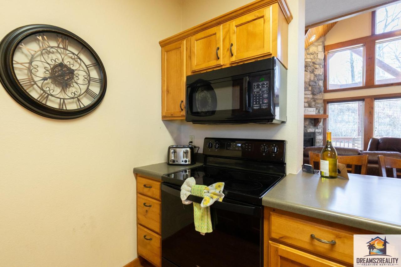 בראנסון Forest Heights Lodge - 6Br - Pool Table - Near Silver Dollar City - Free Tickets Included מראה חיצוני תמונה