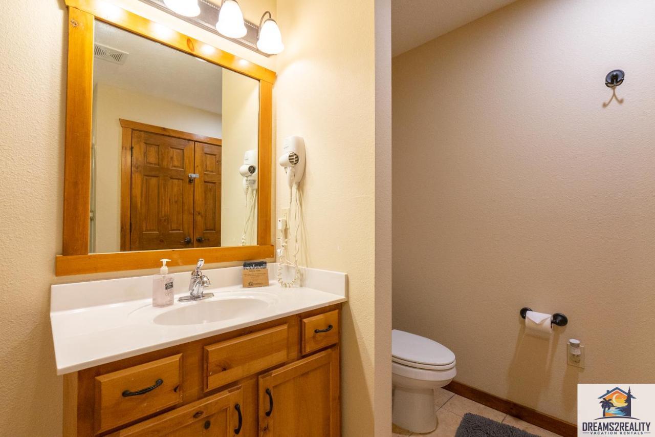 בראנסון Forest Heights Lodge - 6Br - Pool Table - Near Silver Dollar City - Free Tickets Included מראה חיצוני תמונה