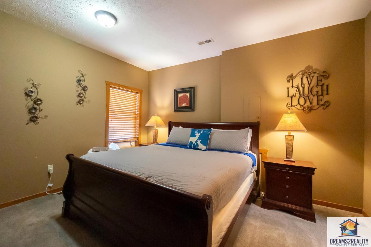 בראנסון Forest Heights Lodge - 6Br - Pool Table - Near Silver Dollar City - Free Tickets Included מראה חיצוני תמונה