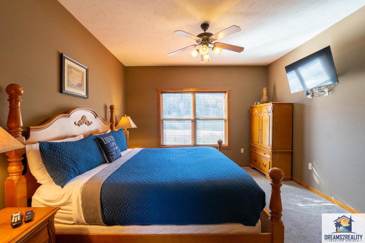 בראנסון Forest Heights Lodge - 6Br - Pool Table - Near Silver Dollar City - Free Tickets Included מראה חיצוני תמונה