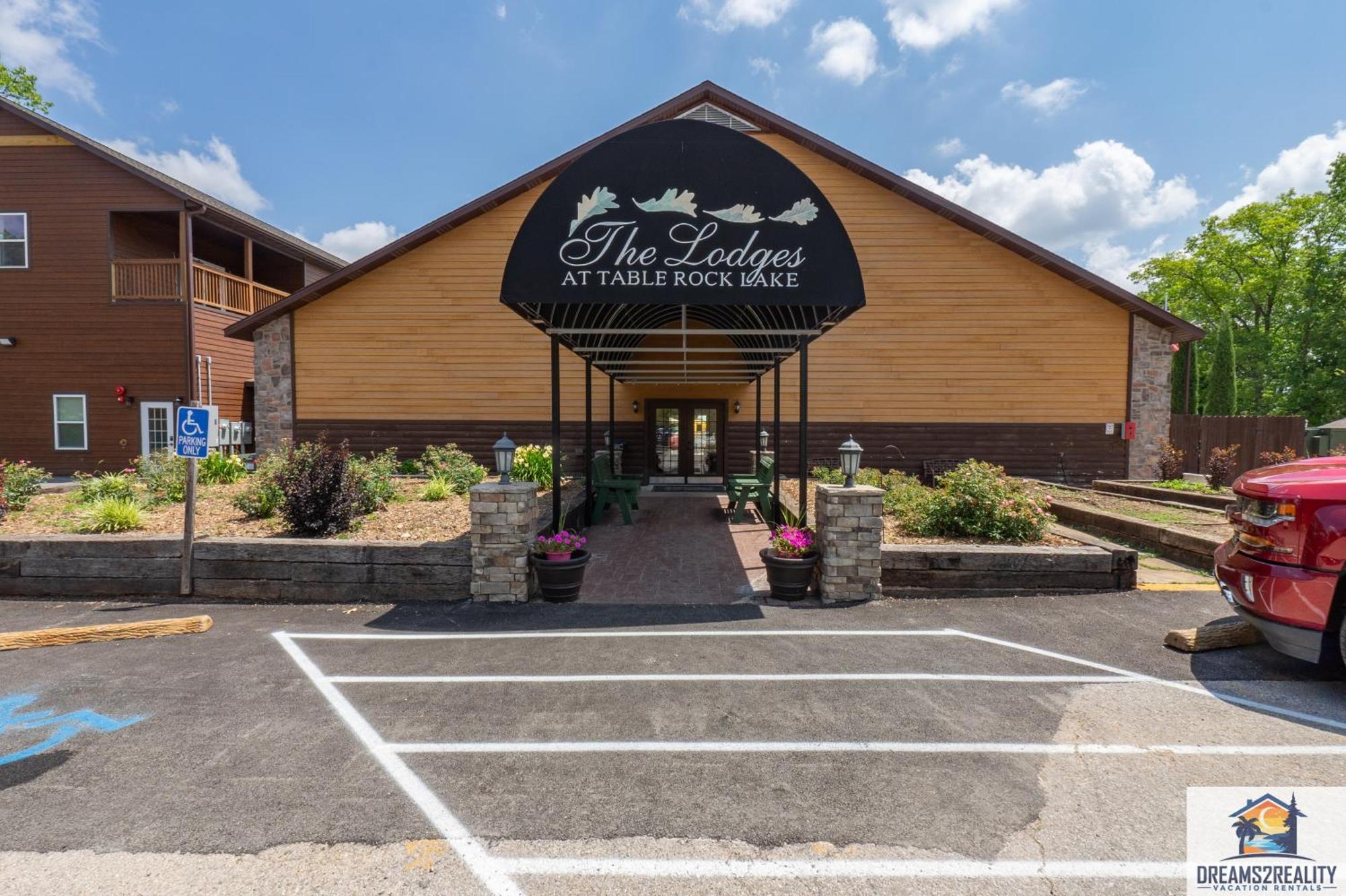 בראנסון Forest Heights Lodge - 6Br - Pool Table - Near Silver Dollar City - Free Tickets Included מראה חיצוני תמונה